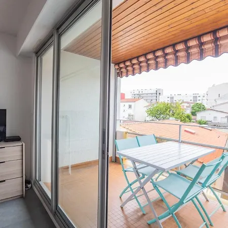 Le Coeur De 2 Etoiles Apartment *